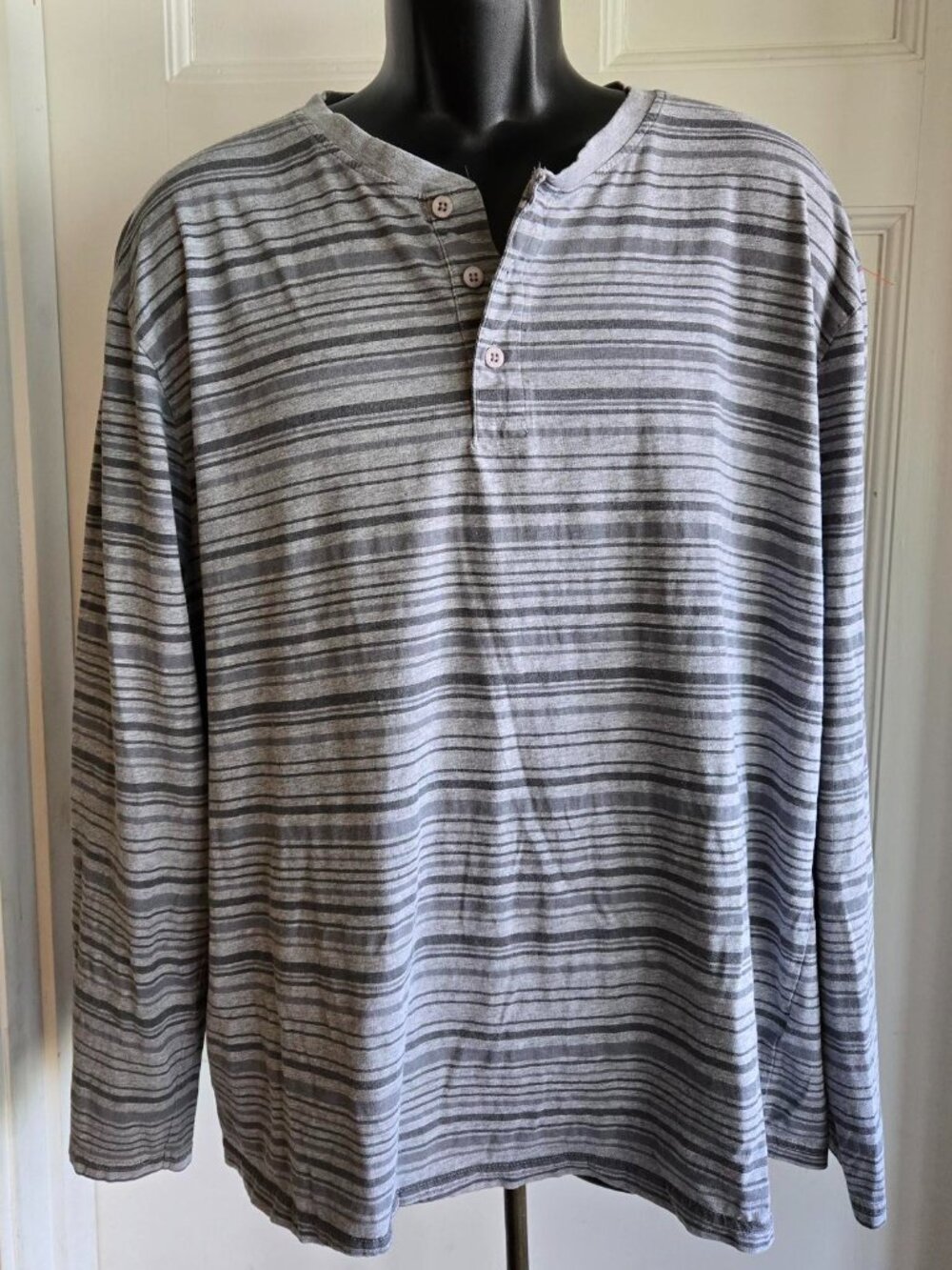 SIZE 3XL ATLAS FOR MEN HENLEY GRAY STRIPED HENLEY LONG SLEEVE SHIRT